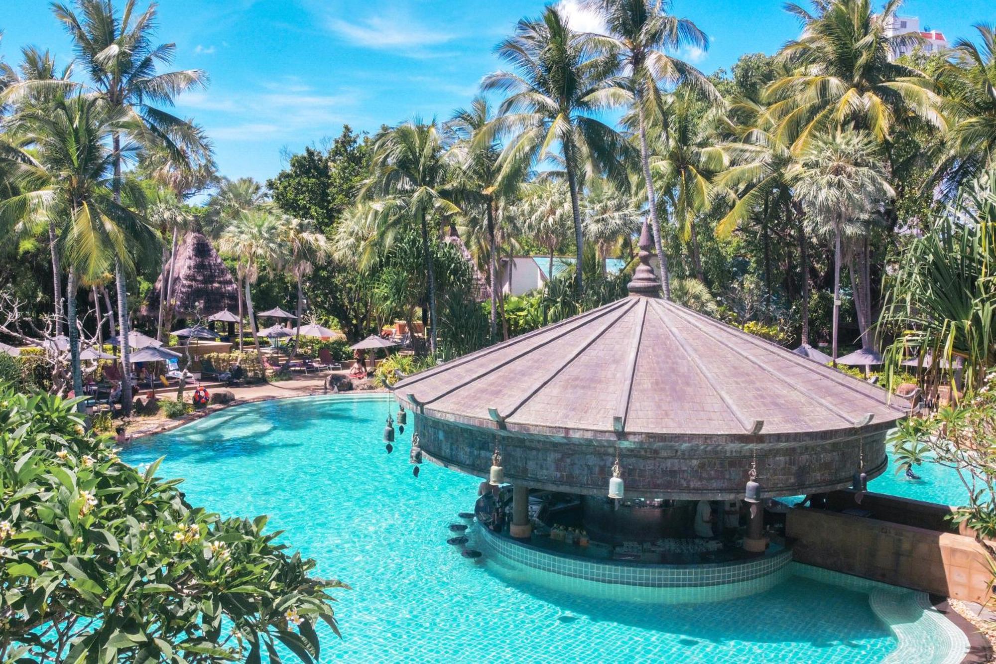 Paradox Phuket सहारा 5*
