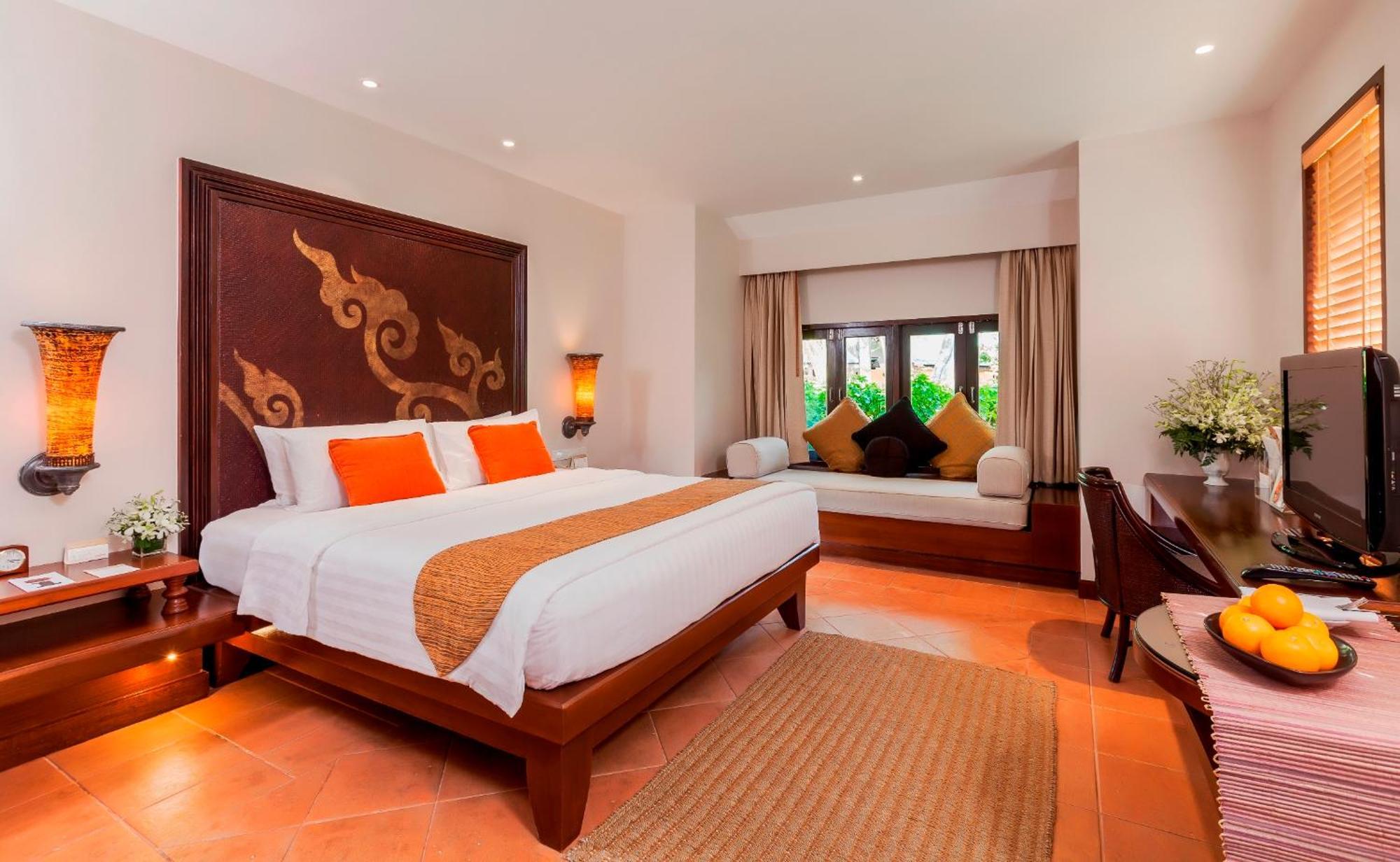 Paradox Phuket Resor 5*
